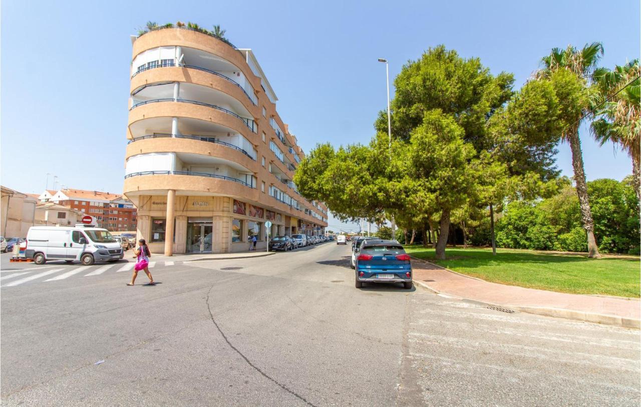 Nice Apartment In Torrevieja With Kitchen Buitenkant foto